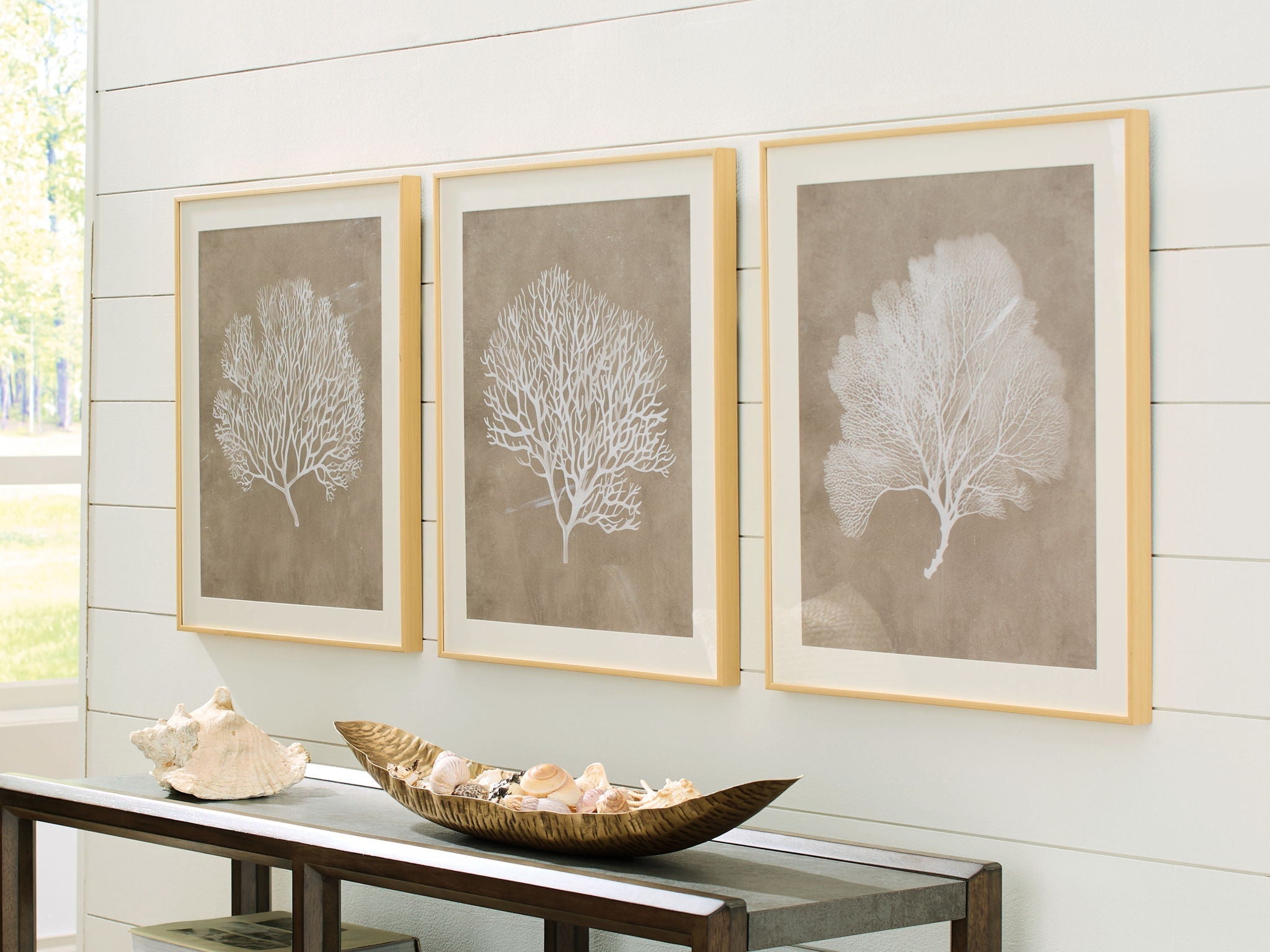 Hendridge - Wall Art Set (Set of 3) - Taupe / White  Framed Print Sets