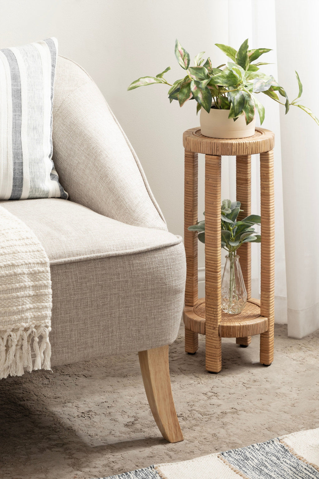 Rafina Round Table  Drink Table