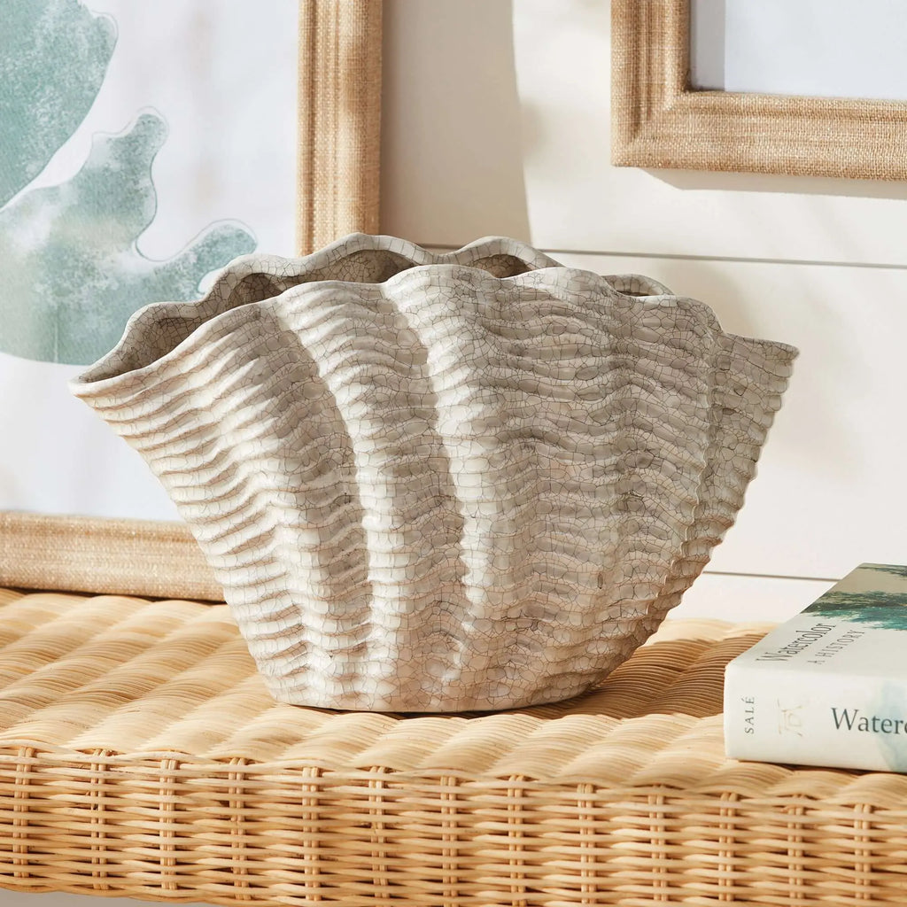 Shell Base Decor Vintage Coastal Ceramic Shell Vase - Timeless Luxe Boutique
