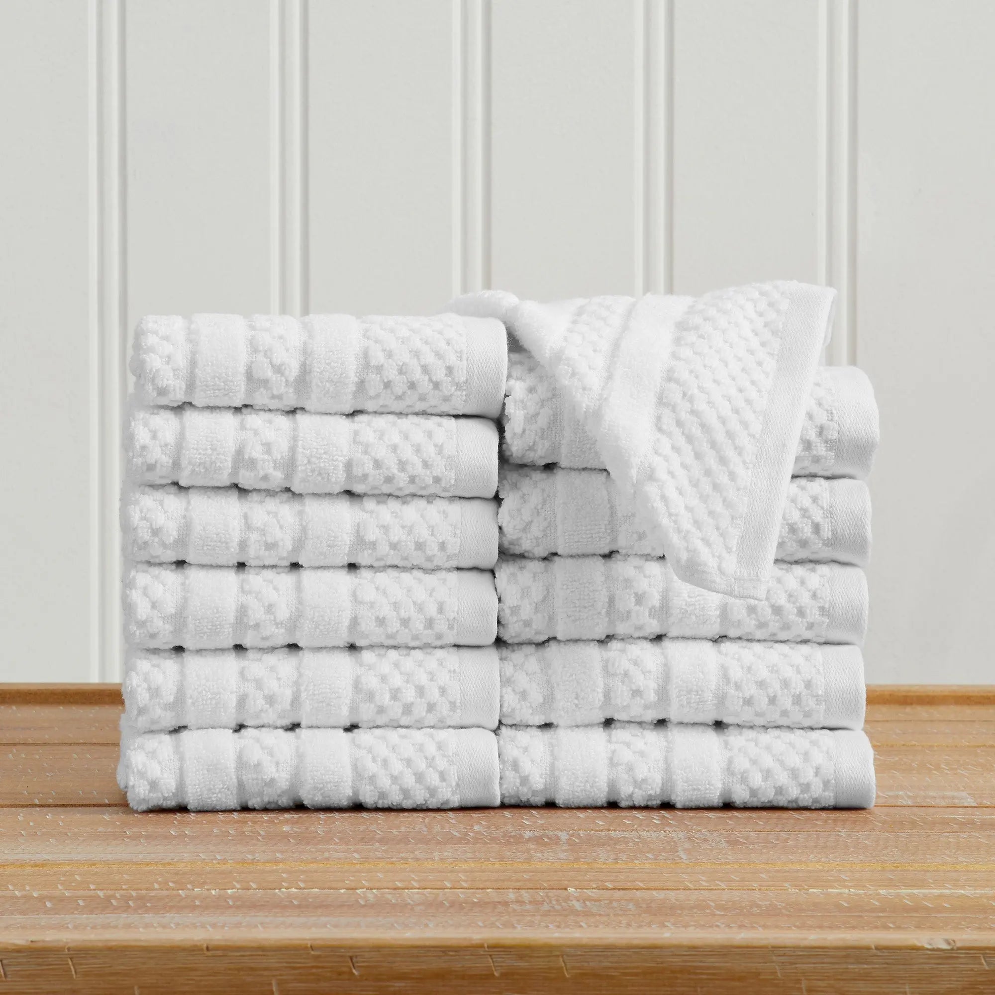 Bath towel set in white, 100% cotton with checkered jacquard texture, Giuliana Collection