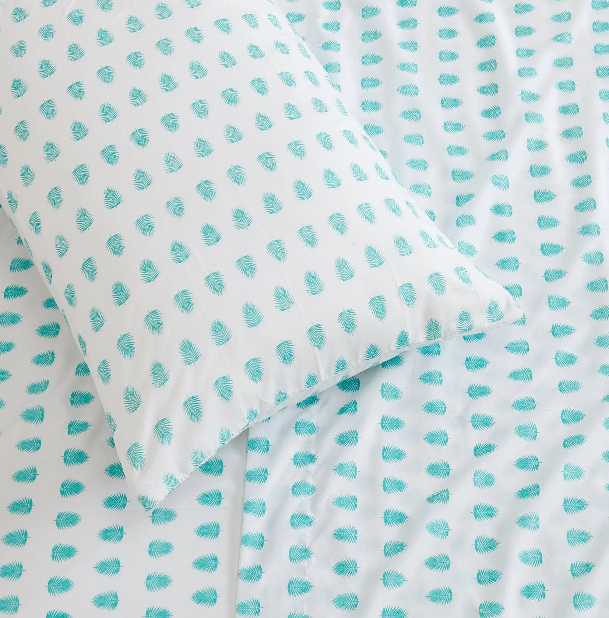 Coastal Sheet Set - Nantucket Collection by Great Bay Home; teal leaf print on white fabric