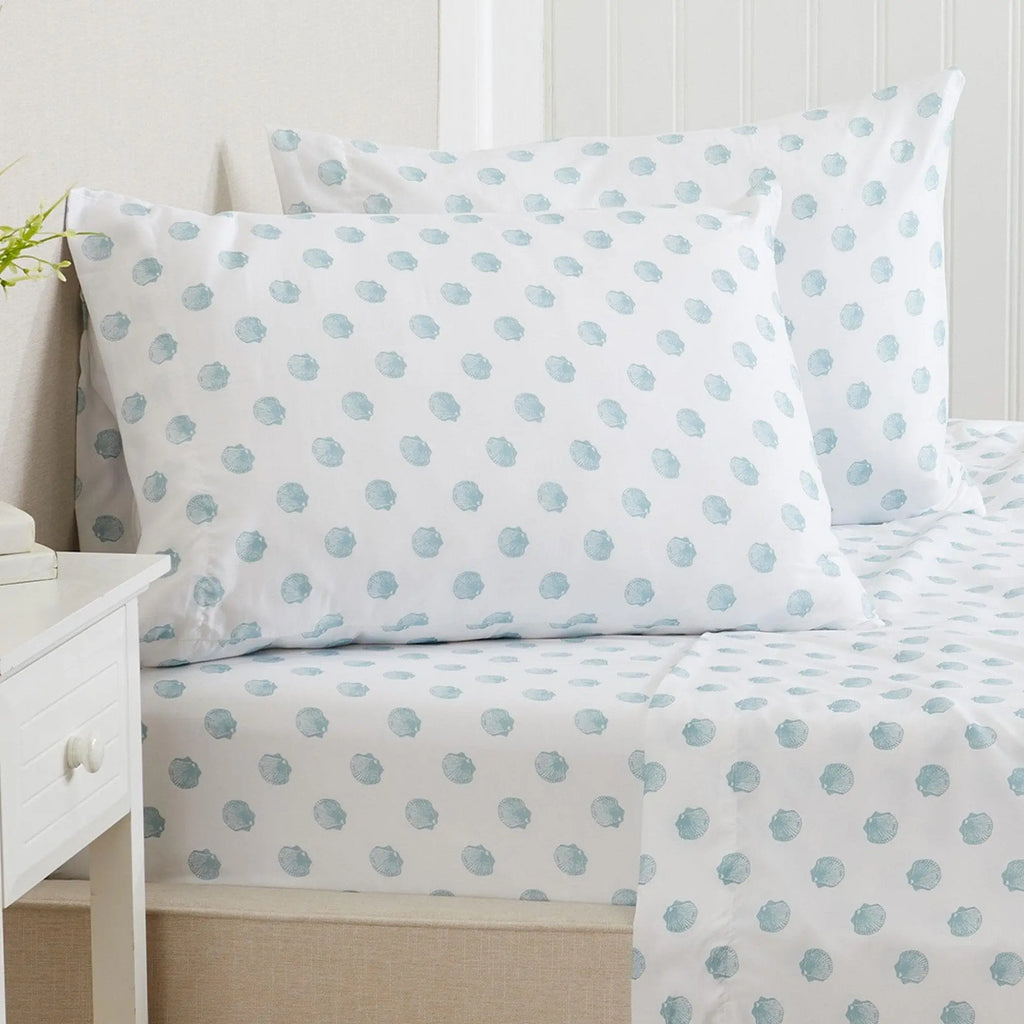 Coastal Sheet Set - Nantucket Collection by Great Bay Home; white with light blue dot pattern, includes 2 pillowcases.