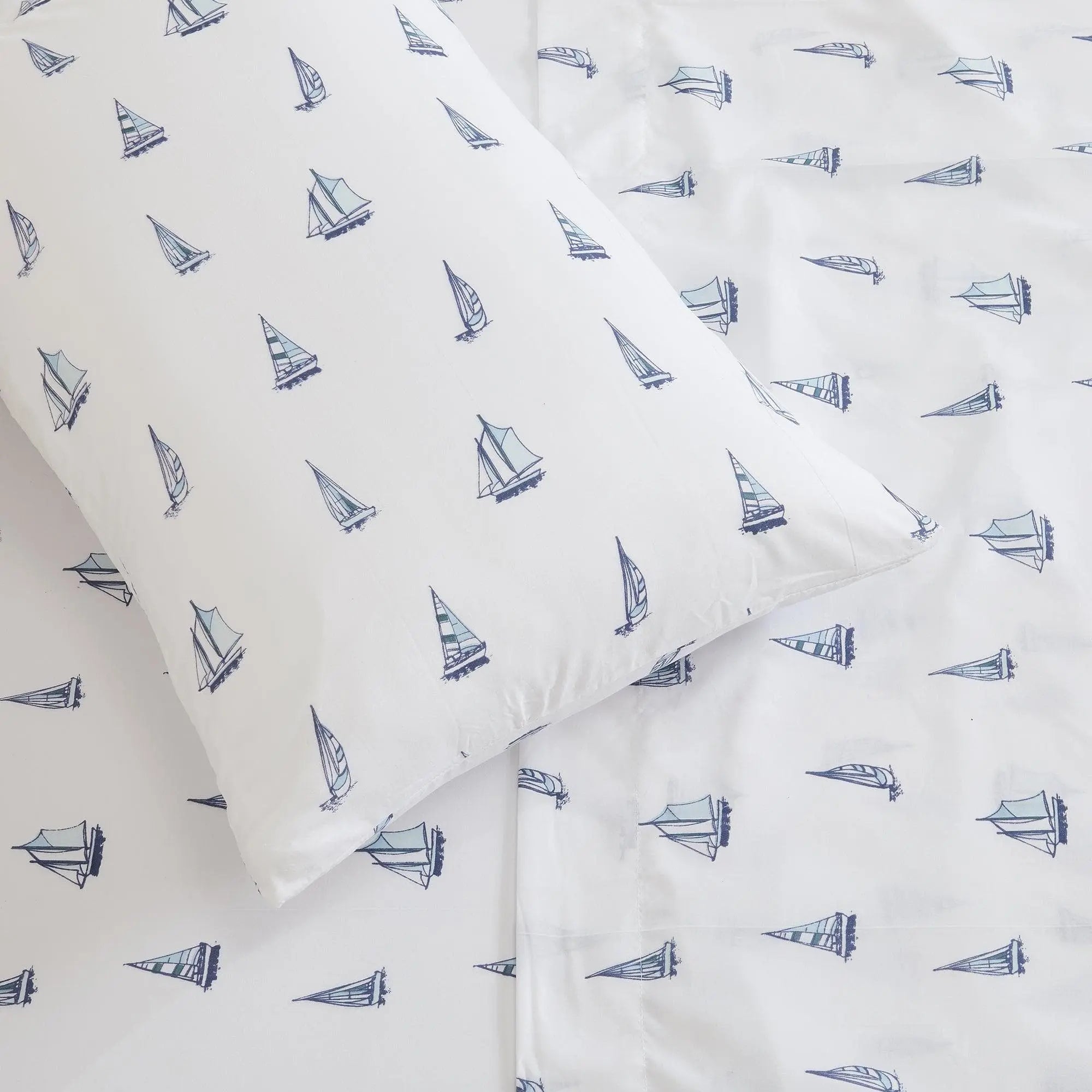 Coastal Sheet Set - Nantucket Collection by Great Bay Home, white with blue sailboat print.