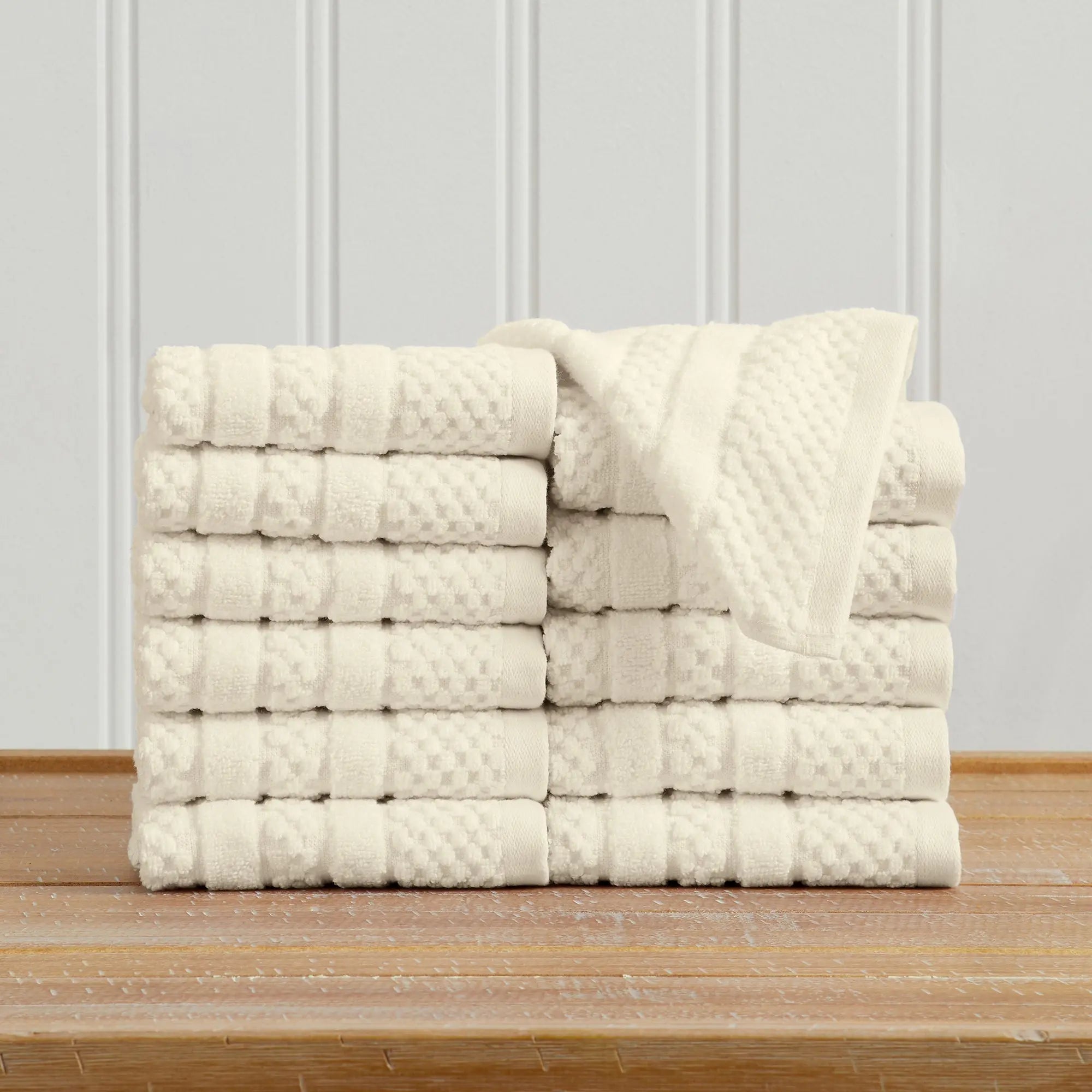 Bath towel set from Giuliana Collection, ivory 100% cotton with checkered jacquard texture