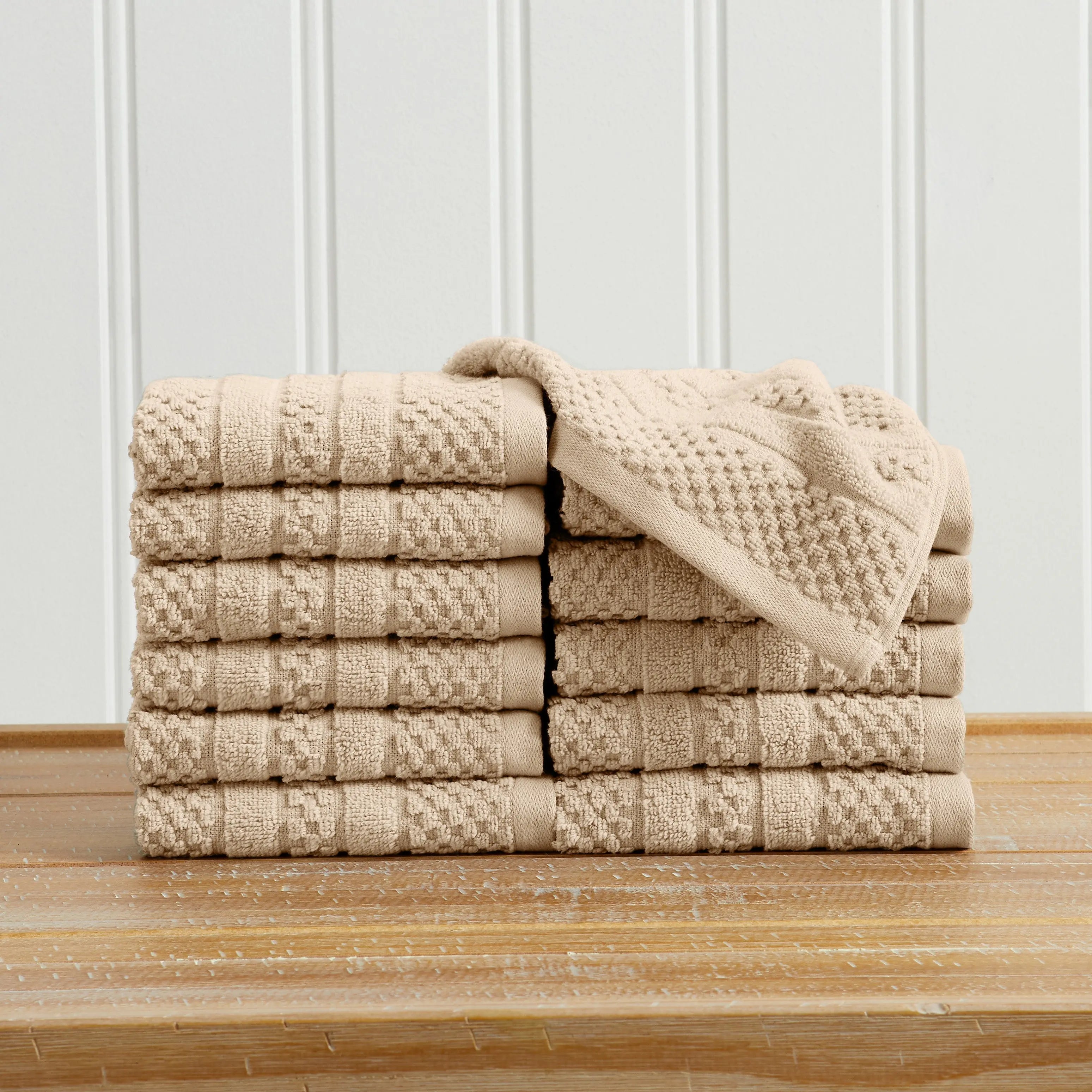 Bath towel set, 100% cotton checkered jacquard in taupe, Giuliana Collection by Great Bay Home