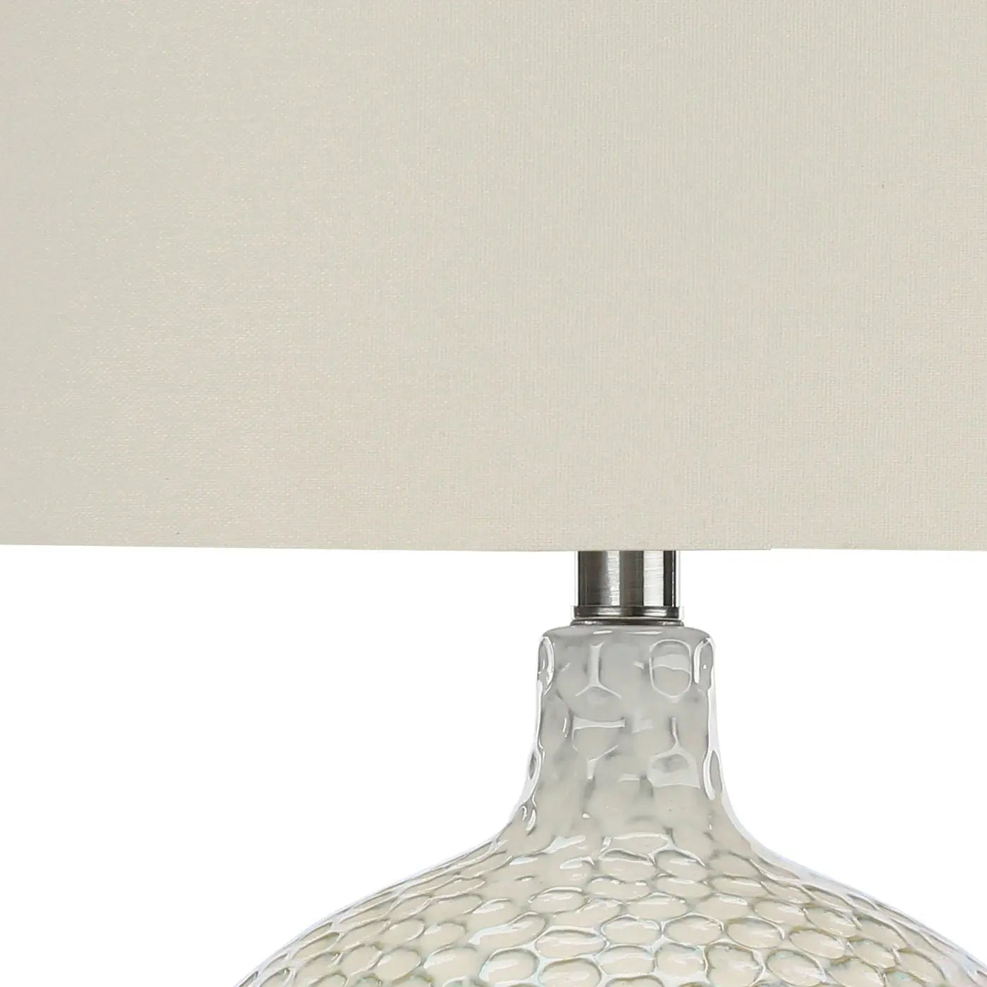 Contemporary Cream Ceramic Table Lamp HouseOfZazla