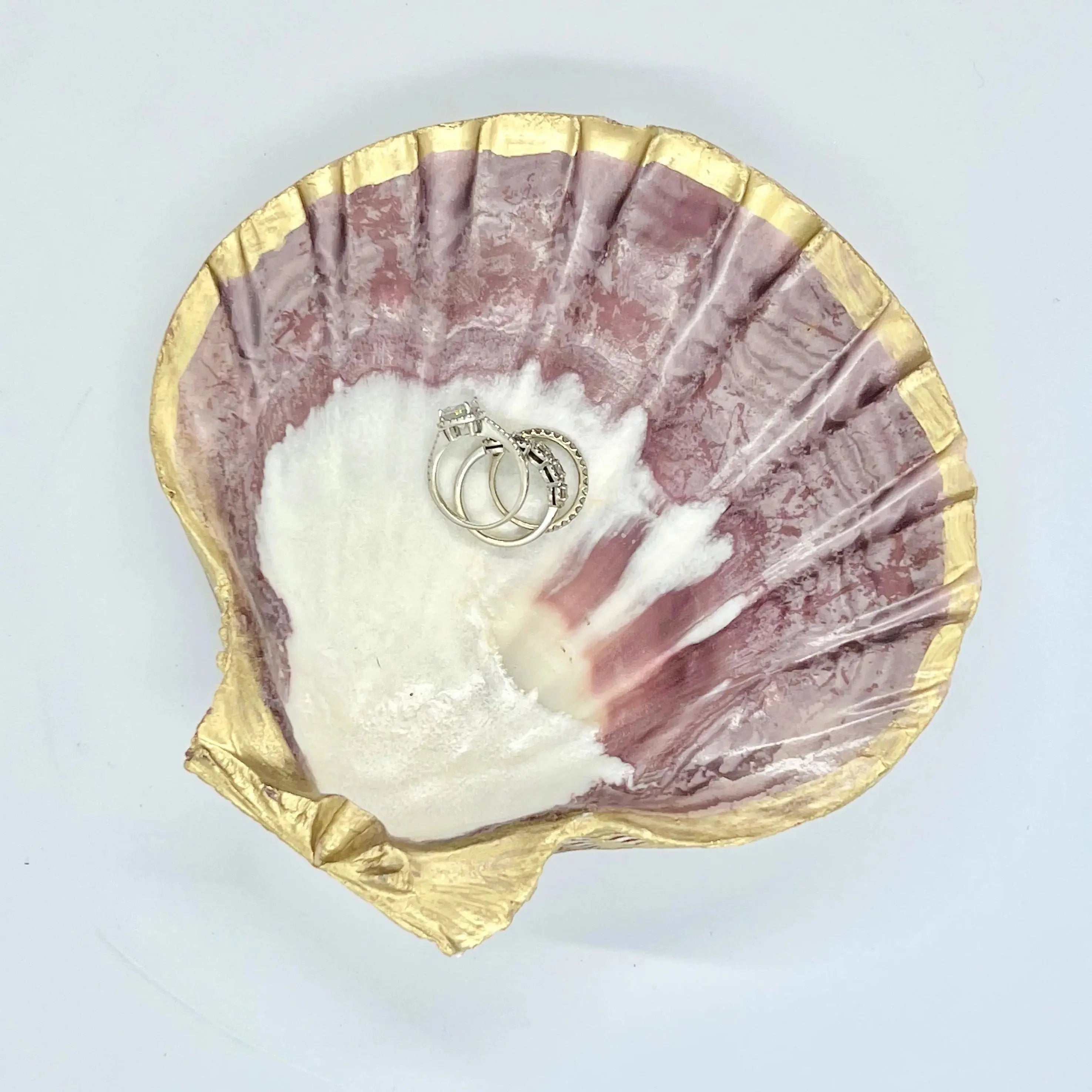 Real Lion's Paw shell trinket dish with 18k gold leafing, coastal jewelry holder (5-6" natural seashell)